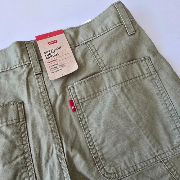Levi's Superlow Loose Cargo Pants 27 Green NWT - Picture 5 of 8